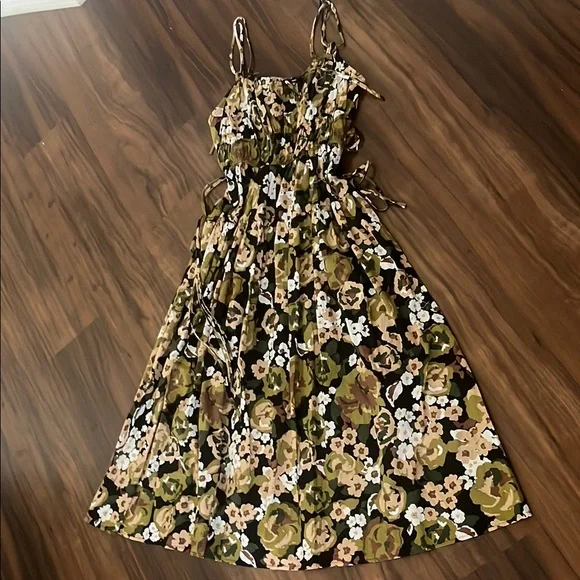 New Moon River White and Yellow Spaghetti Strap Sundress size L 100 % cotton - Picture 7 of 16